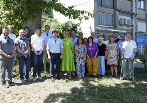 Sechzehn Stadträte besichtigten mit OB Dr. Thomas Haslinger Betriebsstätten der Stadtwerke Landshut.