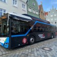 Elektrobus von Solaris in der Altstadt